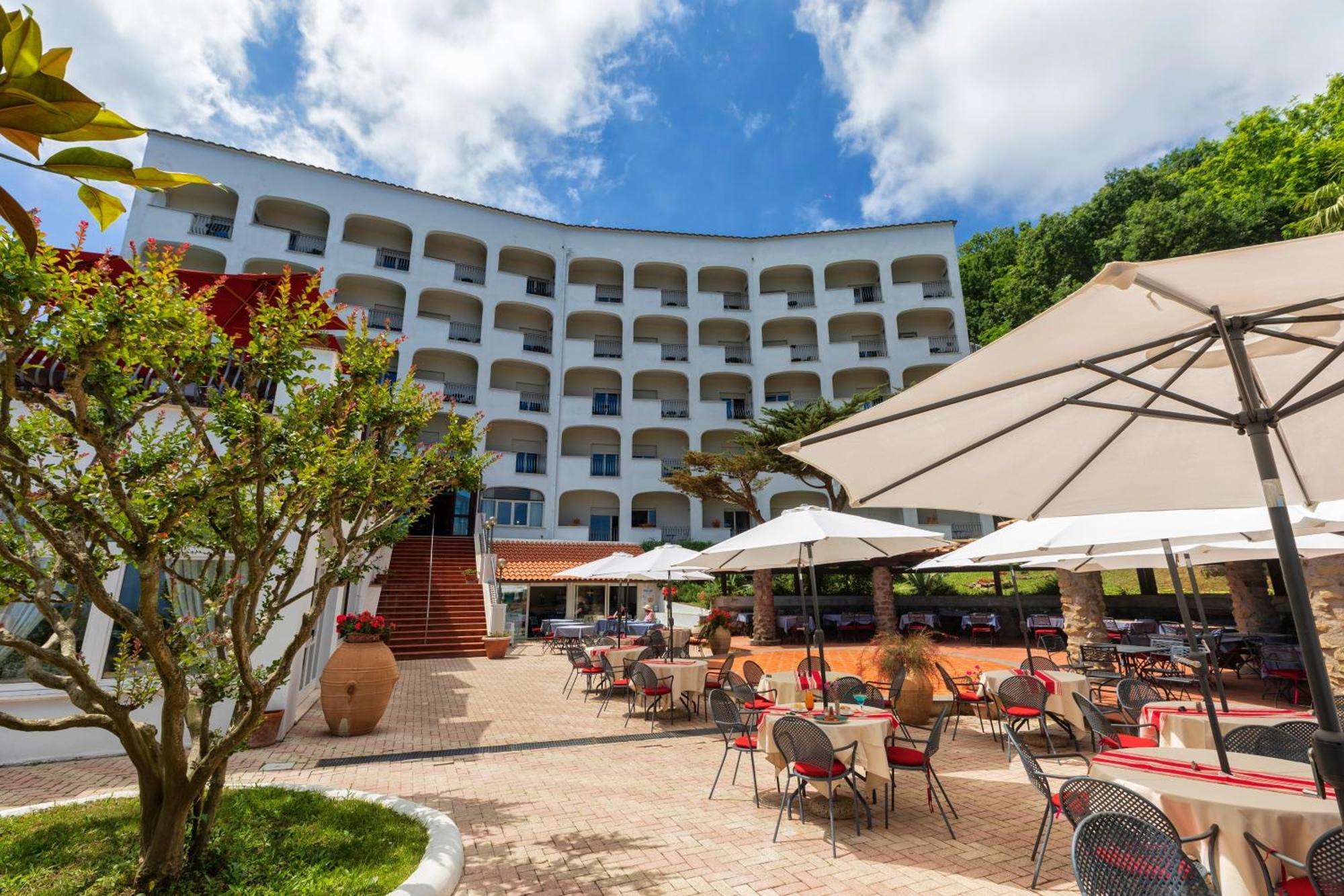 Grand Hotel Hermitage SantʼAgata sui Due Golfi Εξωτερικό φωτογραφία