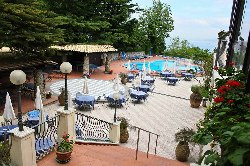 Grand Hotel Hermitage SantʼAgata sui Due Golfi Εξωτερικό φωτογραφία